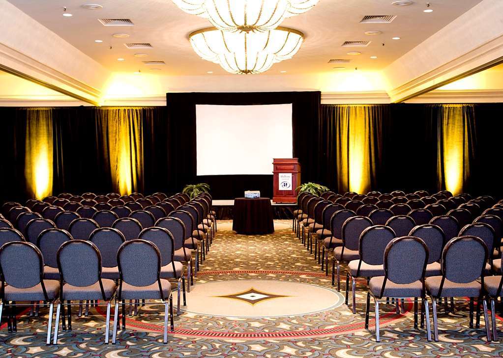 Отель Doubletree By Hilton Hartford Downtown Удобства фото