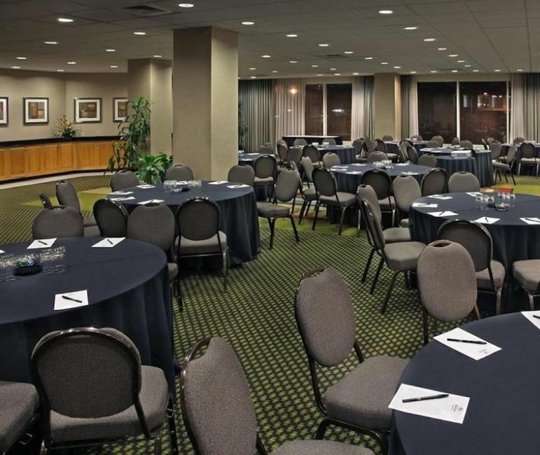 Отель Doubletree By Hilton Hartford Downtown Экстерьер фото